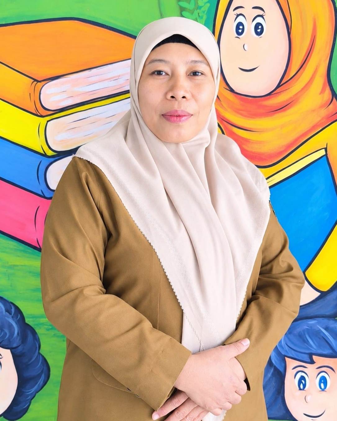 Ibu Sari Wulandari